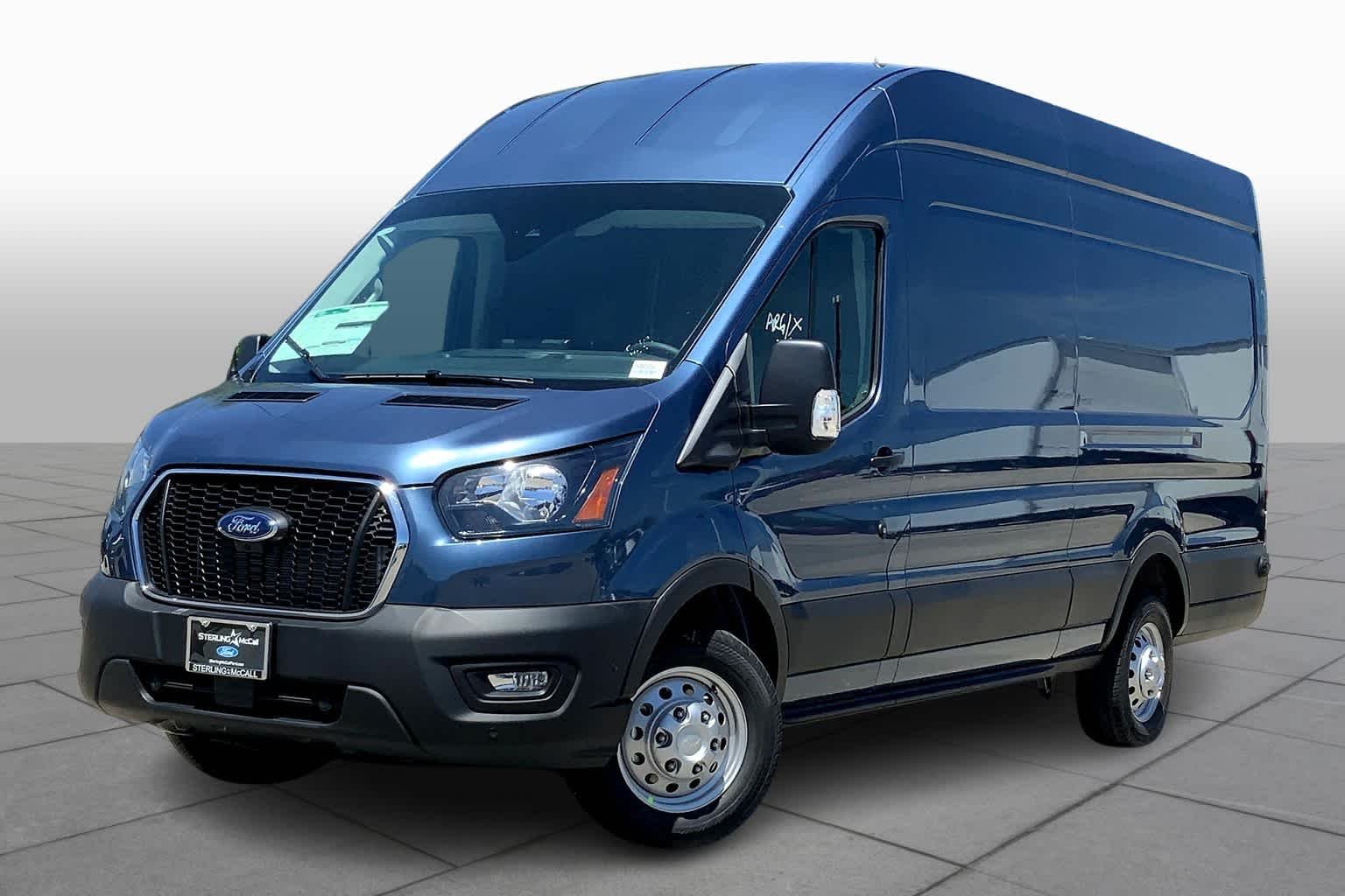 2023 Ford Transit-150 crew